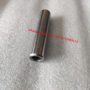 Cummins 6CT valve guide C3923564